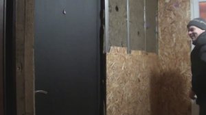Закончили обшивать ОСП плитой веранду дома - бани.