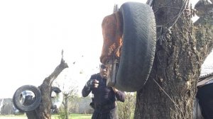 "Уро-маваши". Обычно бьётся подошвой. Но можно и пяткой.