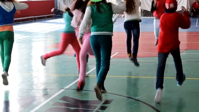 Эль-групповцы на Звездной Россыпи ЮВЕНАЛЫ ХИП-ХОП 04.04.15 Ингулец.