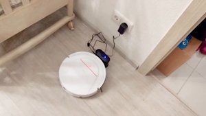 Робот пылесос Midea VCR03 Smartwave Купили с детишками робот пылесос и разбираемся, как он работает.