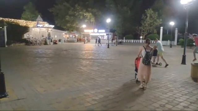 Анапа 22 июня вечером. Вечерняя прогулка по Анапе в эфире.