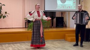 Афанасьева Анна " Чернобровая,бедовая"