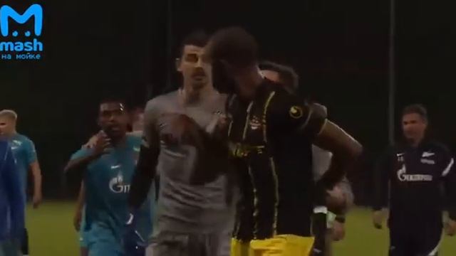 Дзюба чуть не подрался на поле смотреть онлайн