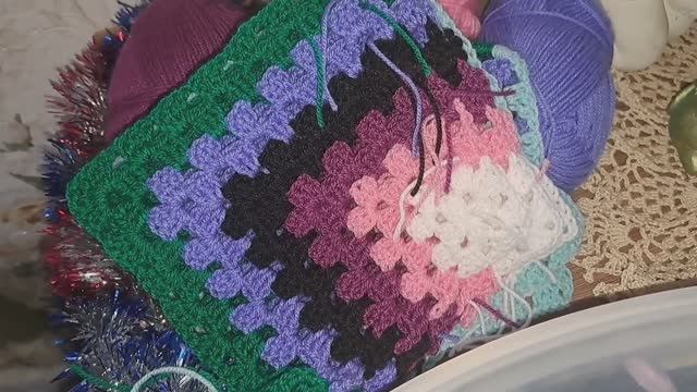 7.01.25г. Классные вещи дядя нам сделал ☺️ видео от мужа. Любимый...18 лет прошло...
