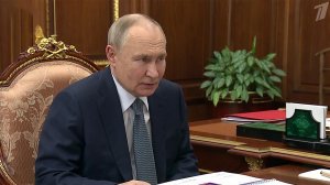 Масштабные проекты, которые реализуются в Московской области, В. Путин обсудил с А. Воробьевым.