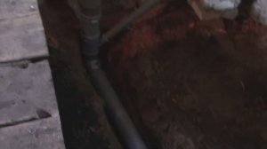 Собрали, установили и закопали канализацию в доме - бане