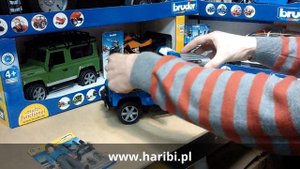 Prezentacja Bruder Jeep Cross Country 02542 i Policja Land Rover Defender 02597