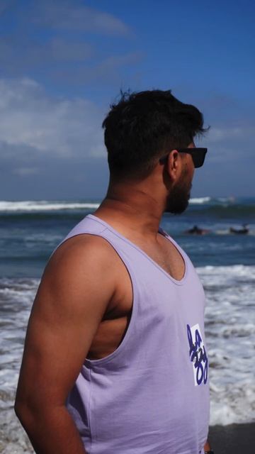 How he clicks my picture 📸😂 #shorts #photography #bali смотреть онлайн