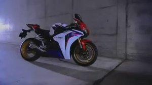 Honda CBR1000RR Fireblade 2008-2010 Official Video