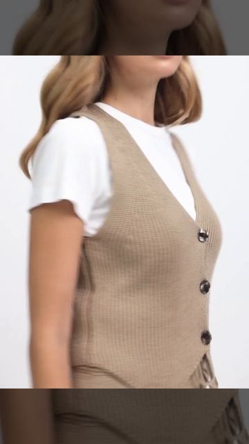 Жилет трикотажный на пуговицах (07-04BG) смотреть онлайн