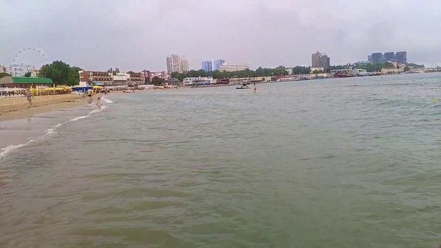 Анапа 21 июня. Противоречивая погода в Анапе. То солнечно, то дождь. +26C. Идём на пляж купаться.