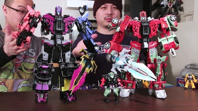 Combiner Wars Victorion vs Takara Megatronia, Astrotrain, Shockwave Comparison - [A3U Review S8 E9] смотреть онлайн