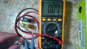 Проверка новой батарейки типа "Крона" 6F22 торговой марки Smartbuy