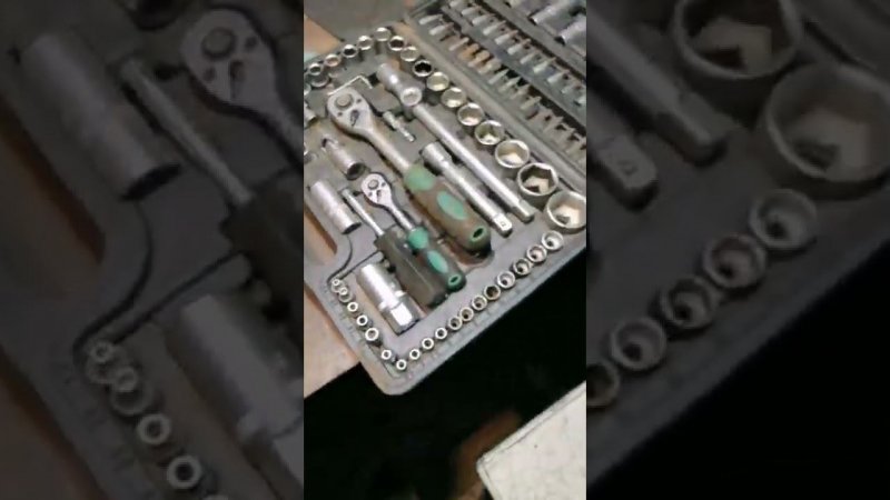 Очищаем инструмент от ржавчины!