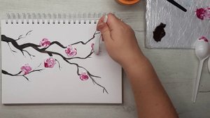 Нарисуем цветы вишни ложкой