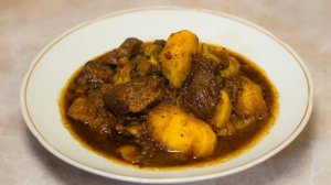 Жаркое с говядиной и черносливом