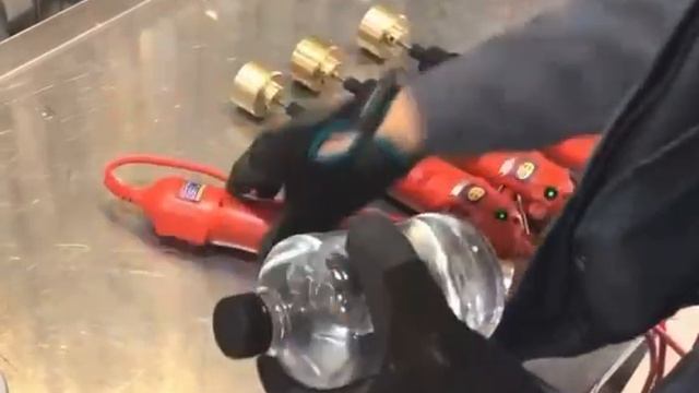 Укупорочная машина OS-600 для ПЭТ тары смотреть онлайн