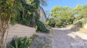 Керчь. Улочки-лестнички, привратные тумбы, чертополох-охранитель. Нужно ли Керчи все это сохранять?