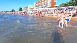 Анапа vlog. Видео в формате Slow Motion: кратко о состоянии Центрального пляжа в Анапе 19 июня.