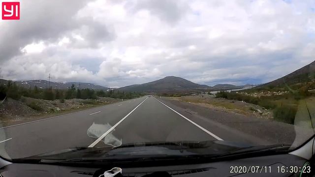 Красивый участок дороги