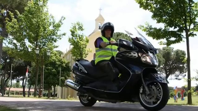 lll Reunion Primaveral Club Burgman Espaa   Medina del Campo   part3 bisdivx смотреть онлайн