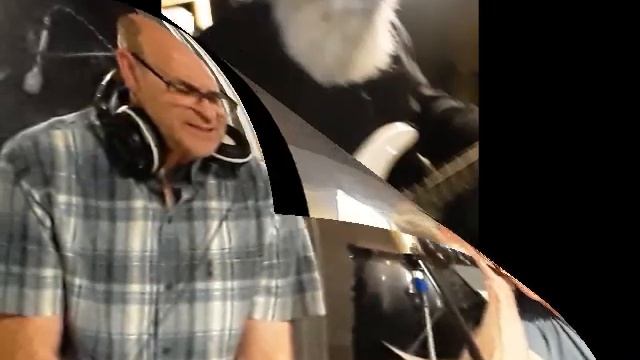 Dancing in the Moonlight Its Got me in its Spotlight смотреть онлайн