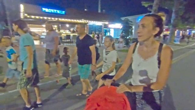 Анапа летом вечером. Вечерняя прогулка по центру Анапы vlog. Спокойный теплый летний вечер в Анапе.
