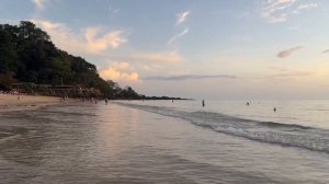 Закат на пляже Чарли острова Ко Мук (Koh Mook), Индийский океан, Таиланд