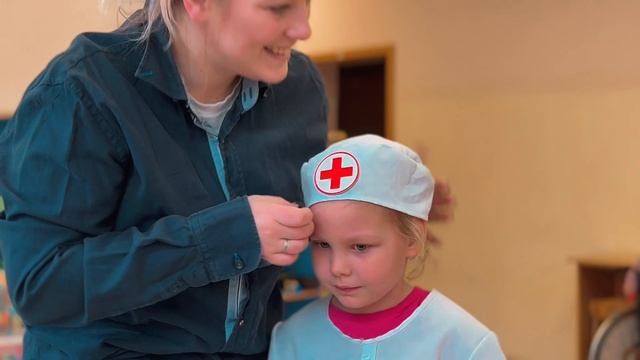 Визитная карточка на конкурс "Воспитатель года 2026" смотреть онлайн