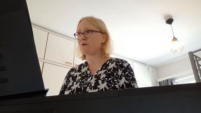 Jeesus lapsia rakastaa, sävel B, bändin versio leikkimisen taustamusiikiksi. смотреть онлайн