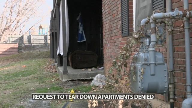 Collegiate denied permission to tear down Cherokee Triangle apartments for parking lot смотреть онлайн