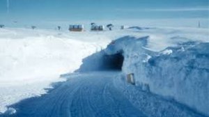 Где находится  база США подо льдами Арктики