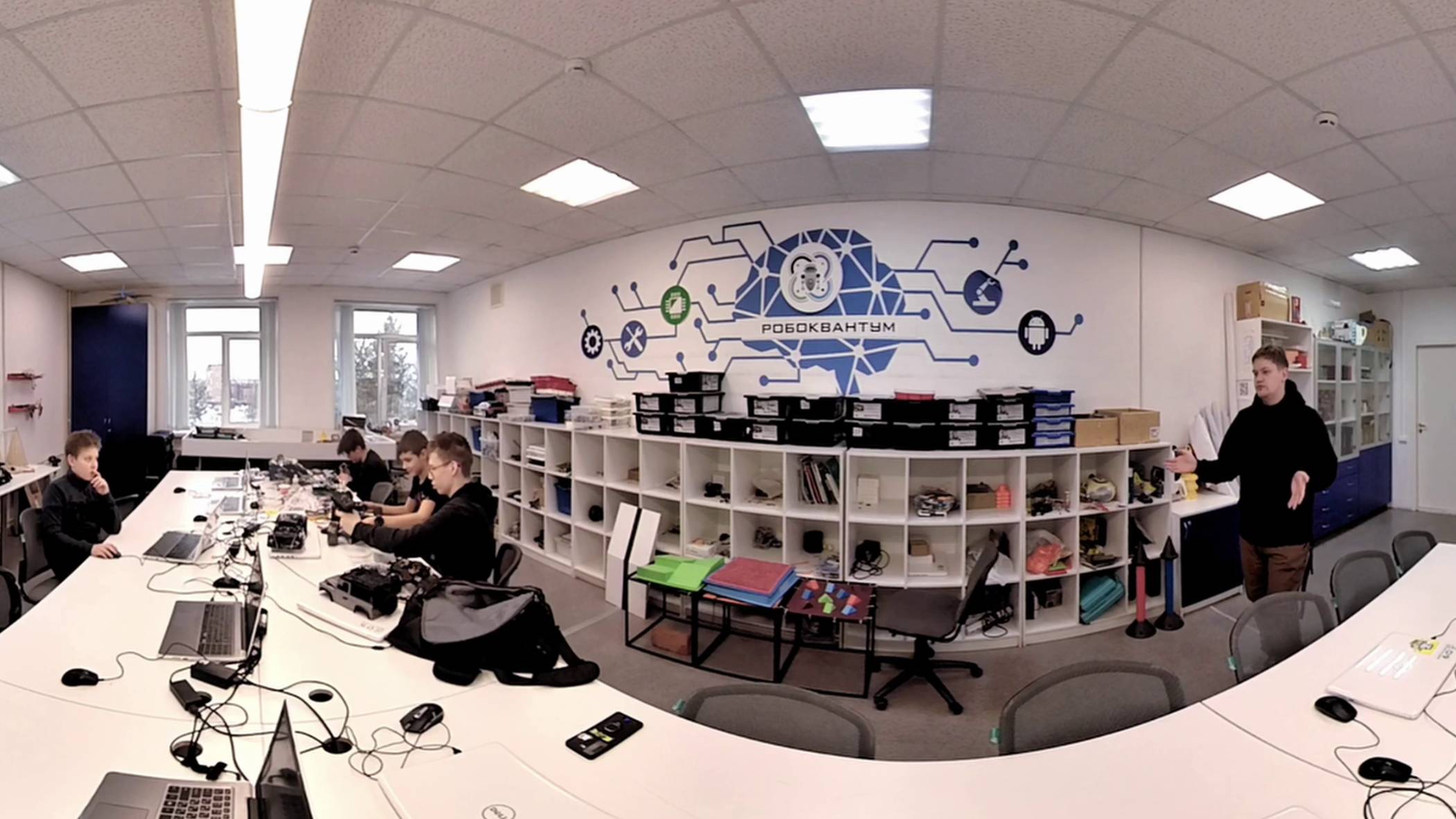Видео 360!!! Педагог Денис Васильевич Валах рассказывает как устроен 