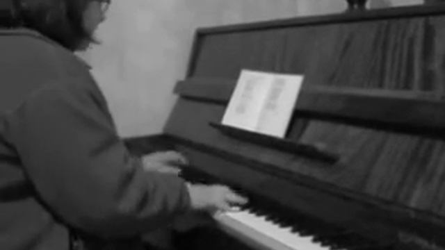 Кавер на МегамасС от матери поэта смотреть онлайн