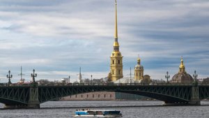 В Петербурге открыли сезон навигации: как будут обеспечивать безопасность на воде