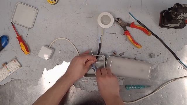 схема соединения датчика движения с одноклавишным выключателем