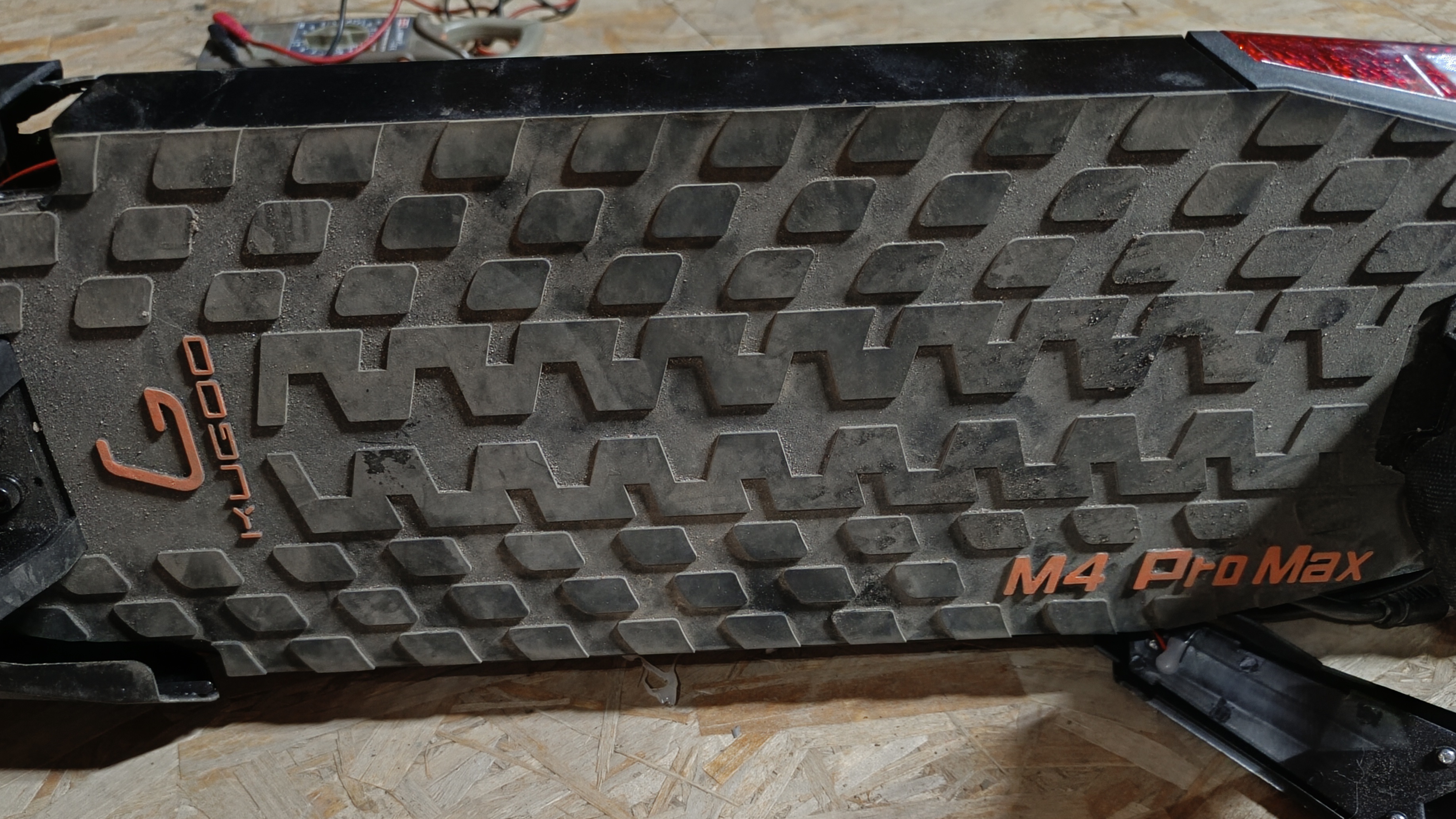 kugoo pro max 4 отключение светодиодной ленты