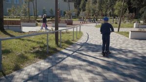 Тротуарная плитка в сквере перед ДК Бумажник в Перми.