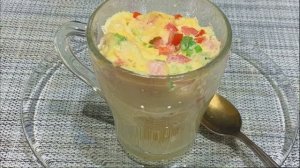 Омлет в кружке в микроволновке