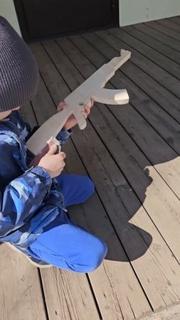 Ко Дню Победы смастерили с сыном автомат Калашникова 🇷🇺💪☀️
