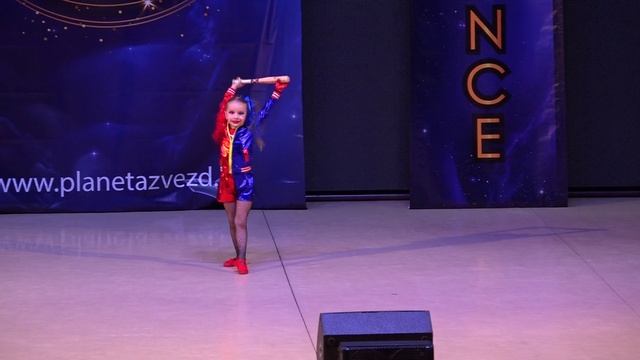 Подярис Агния. Номер Харли Квинн. смотреть онлайн