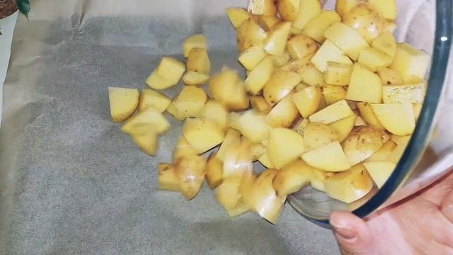 Лучший рецепт запечённой картошки!! Как это вкусно 🔥#картошка #картошкавдуховке