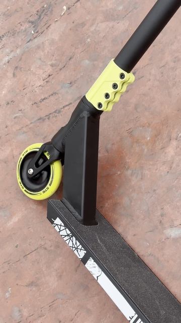Трюковый самокат Crow 10