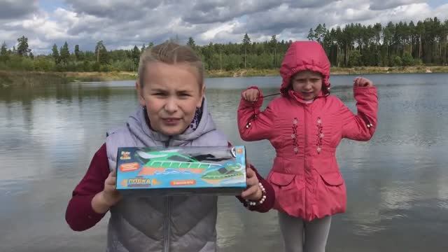 Игрушки на воде Быстрая лодка на радиоуправлении KIDS PUPSIKI SHOW