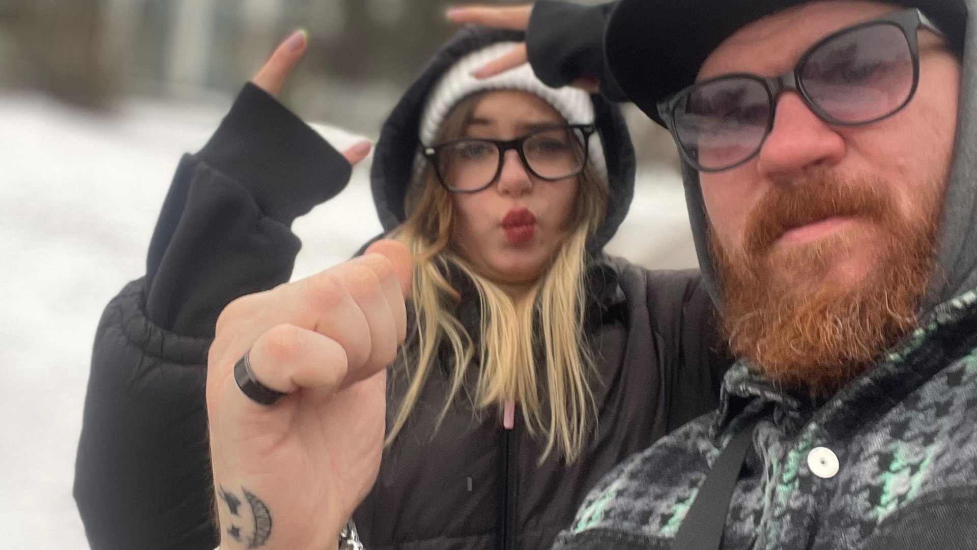 Я прячу под ресницами синие глаза!! смотреть онлайн