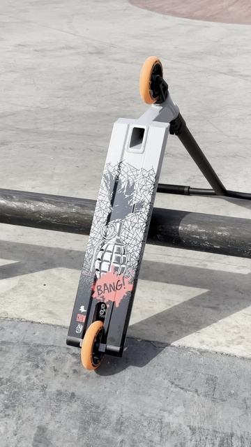 Трюковый самокат Crow 20