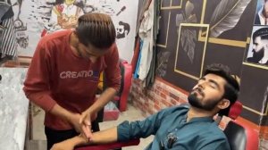 МАССАЖ ГОЛОВЫ И СПИНЫ МОЛОДОГО ПАРИКМАХЕРА С РЕЛАКСАЦИЕЙ 💈｜｜ ASMR ОБЕЗБОЛИВАЮЩАЯ МАССАЖНАЯ ТЕРАПИЯ