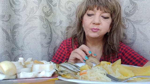 Мукбанг🥓 Сало Чесало Просто Люкс👍 Слава России🇷🇺 смотреть онлайн