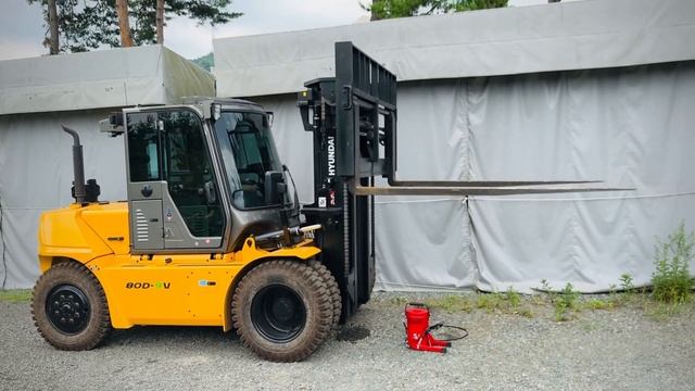 8톤 지게차에 그리스 주입하기 길게 찍은 이유가 있어요 ENG SUB 한글 자막 смотреть онлайн