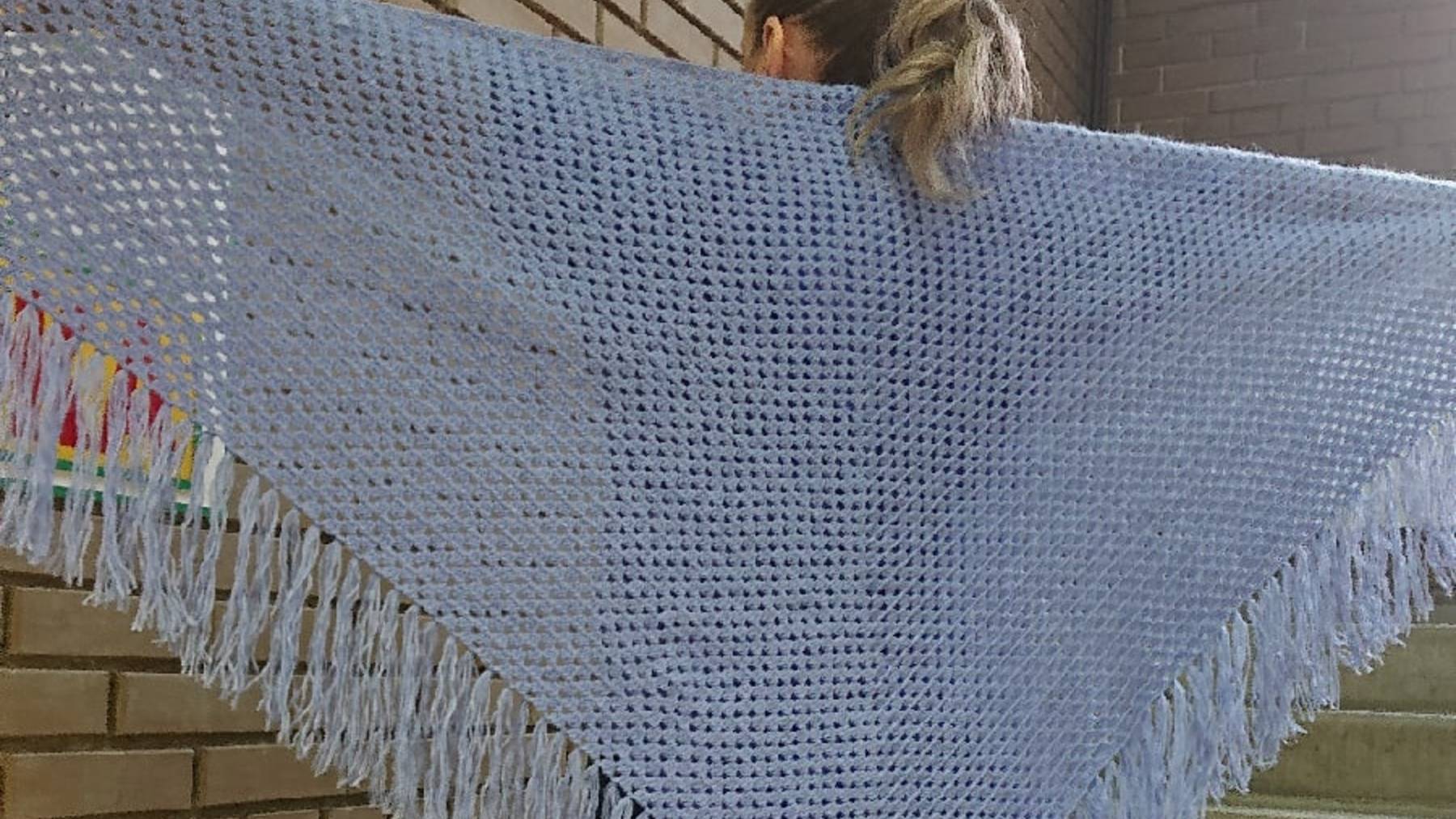 Обзор шали, связанной крючком,, бабушкин квадрат,, 🌺🌺🌺